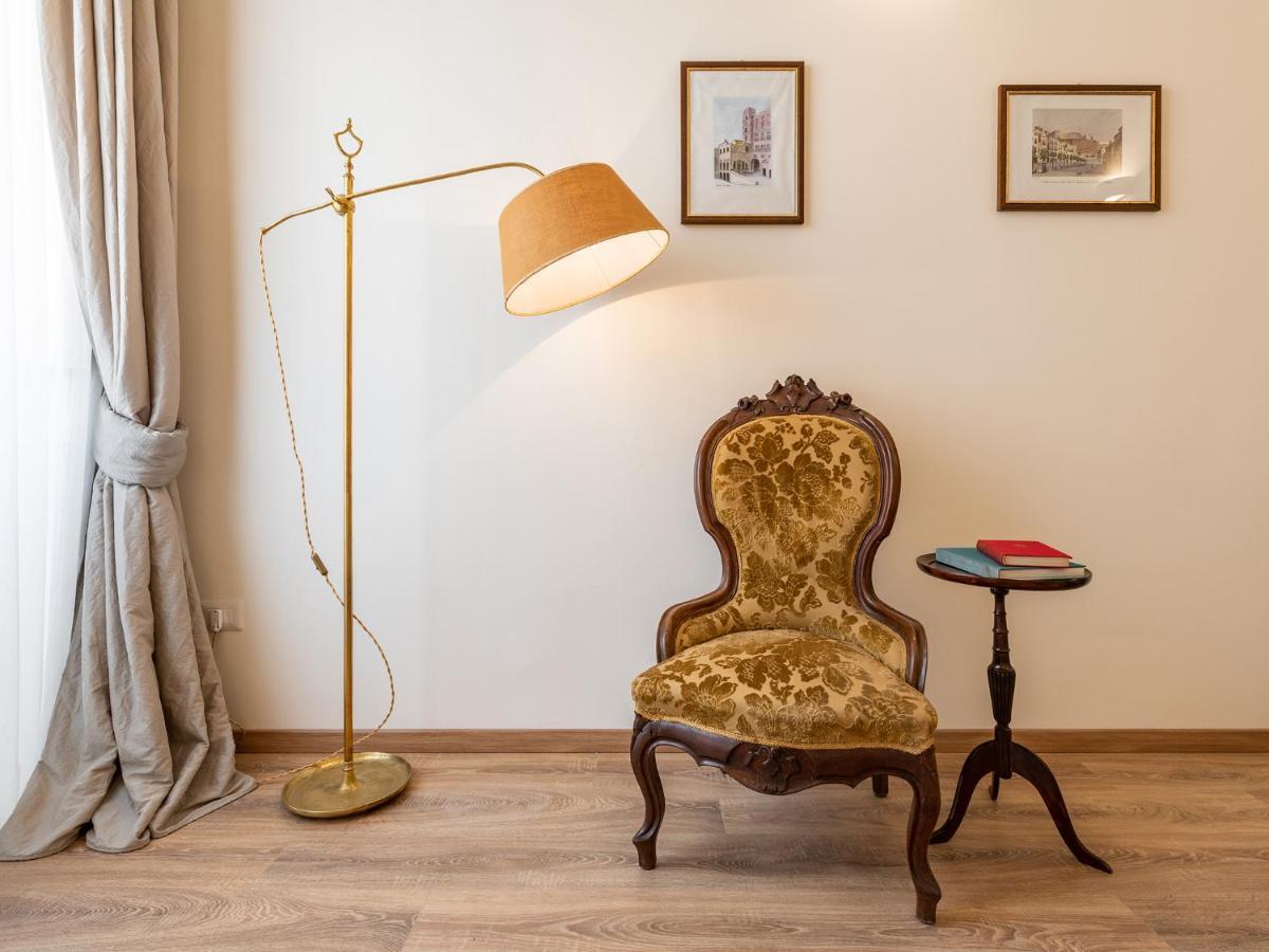 B&B Palazzo Merello Cagliari Exteriör bild