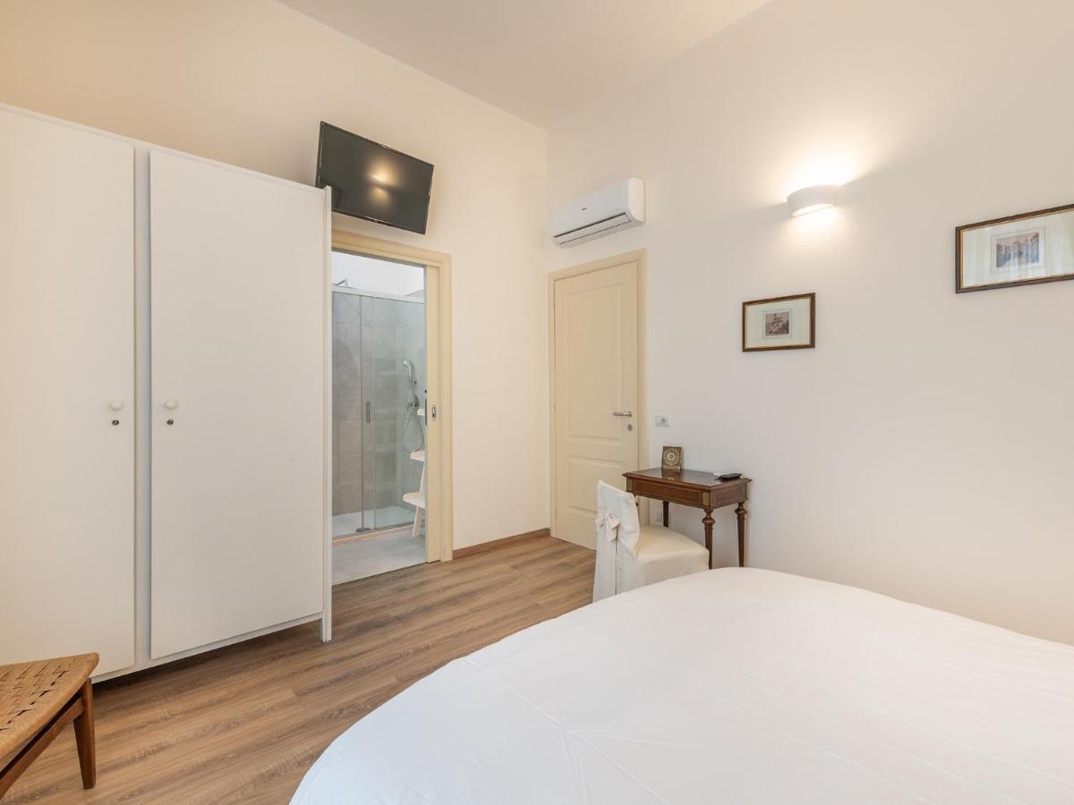 B&B Palazzo Merello Cagliari Exteriör bild